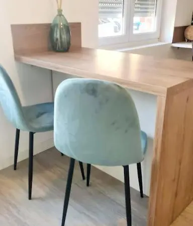 Appartement Entièrement Rénové Proche Gare Cambrai