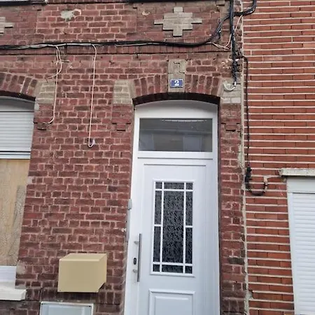 Entierement Renove Proche Gare Cambrai