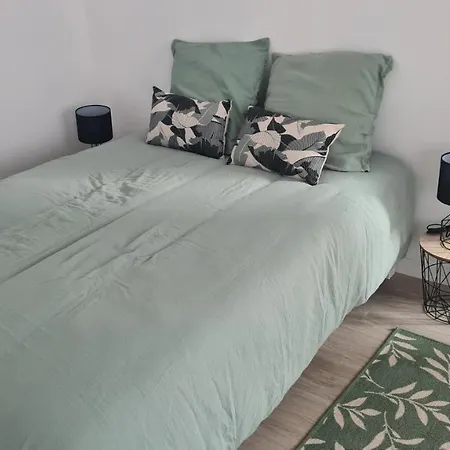 Entièrement Rénové Proche Gare Cambrai